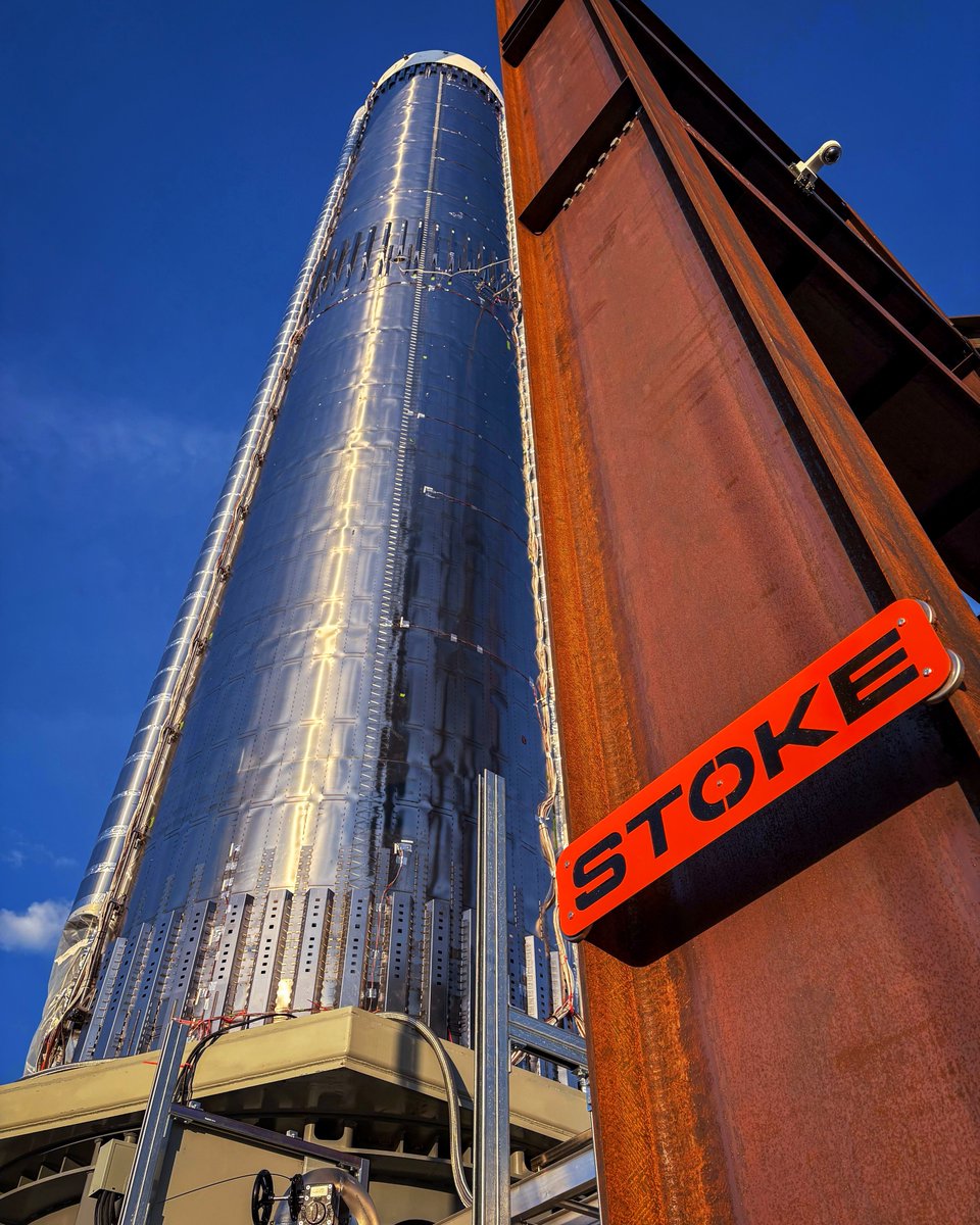 stoke_space's tweet photo. Were you following all our posts about Stage 1 structural testing in Moses Lake? Do you, too, want to work from the top of a rocket as a 𝗦𝗲𝗻𝗶𝗼𝗿 𝗦𝘁𝗿𝘂𝗰𝘁𝘂𝗿𝗲𝘀 𝗗𝗲𝘀𝗶𝗴𝗻 𝗘𝗻𝗴𝗶𝗻𝗲𝗲𝗿? 

Checkout our Careers page. We're hiring:
https://t.co/0v9mYO5pXU https://t.co/4nzqOGC4pB