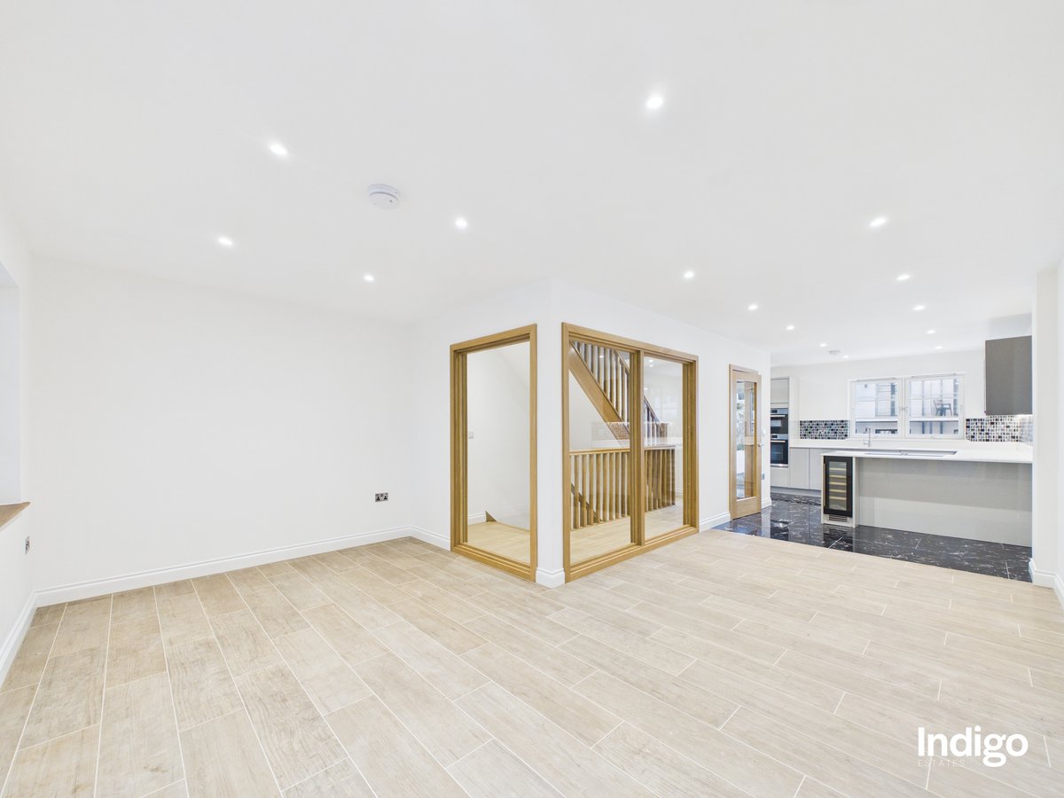 indigoestates's tweet photo. La Vallee Des Vaux
£835,000

A collection of contemporary townhouses at the edge of Vallée des Vaux, with beautifully finished interiors, private balconies and rooftop terraces overlooking the valley.

3 Bed | 3 Bath | 1 Reception | 3 Parking

https://t.co/sqsH3aq0tG https://t.co/0rZy1q3HeH