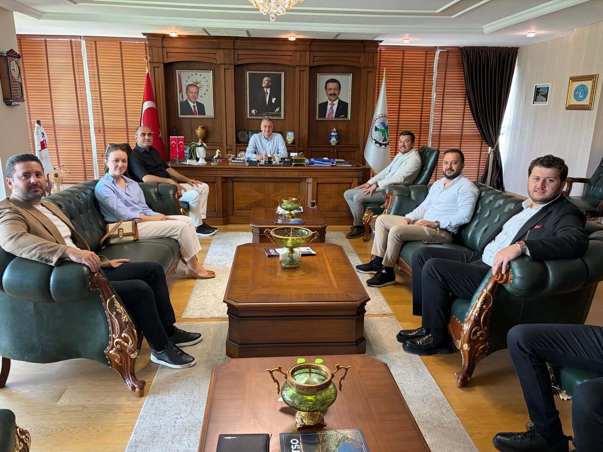 OrduTSO's tweet photo. TOBB Karadeniz Genç Girişimciler Kurulu Başkanı ve Ordu TOBB Genç Girişimciler Kurulu Başkanı Emrah Baş ile kurul üyeleri, 17-18 Haziran tarihlerinde ilimizde gerçekleştirilecek Genç Girişimcilik Zirvesi programı kapsamında https://t.co/jAITnikzox