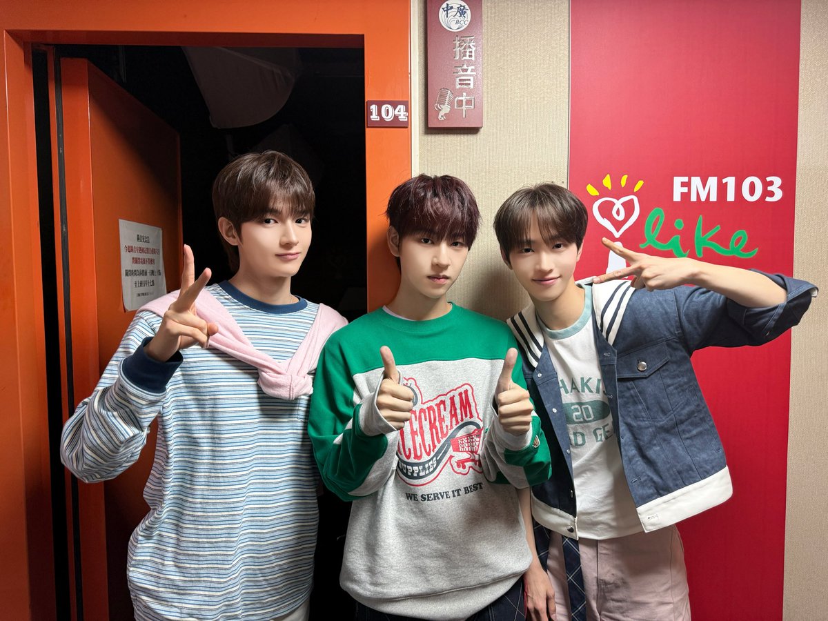 DRIPPIN's tweet photo. [📸] #DRP_PIC

◾ 2026. 06. 11
◽ 娛樂e世代

#차동협 #ChaDongHyeop 
#드리핀 #DRIPPIN 
#차준호 #김동윤 #이협 
#CHAJUNHO #KIMDONGYUN #LEEHYEOP https://t.co/neDaTh15RN