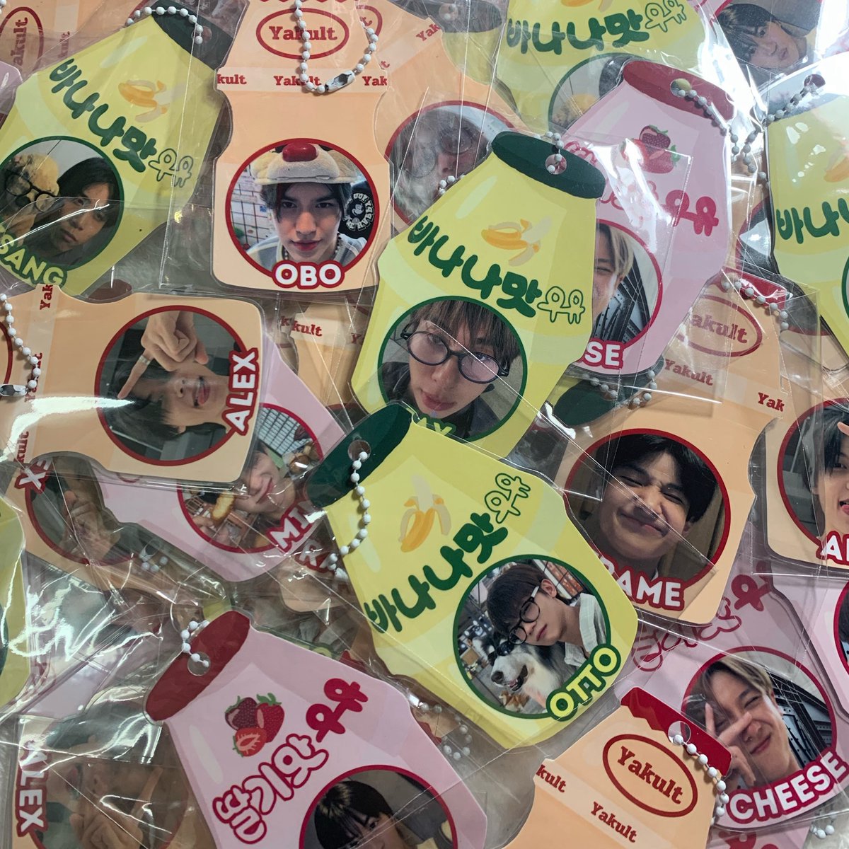 crswom127's tweet photo. 🎲GIVE A WAY DICE 🎲
🪄 KEYCHAIN DICE  40 EA🎊
🗓️ 12/06/2026 
🕔 รับได้ตลอดจนกว่าจะหมด 
📍บริเวณหน้าลานปูดำ 

(พี่ๆน้องๆชาวไพร์ซอย่าลืมมารับกันเยอะๆน้า🥹🙏🏻)

#DICEบัสกิ้งกระบี่ 
#DICEบัสกิ้งทัวร์ทั่วไทย 
#DICE_SONRAY https://t.co/H4MrzCGmT7