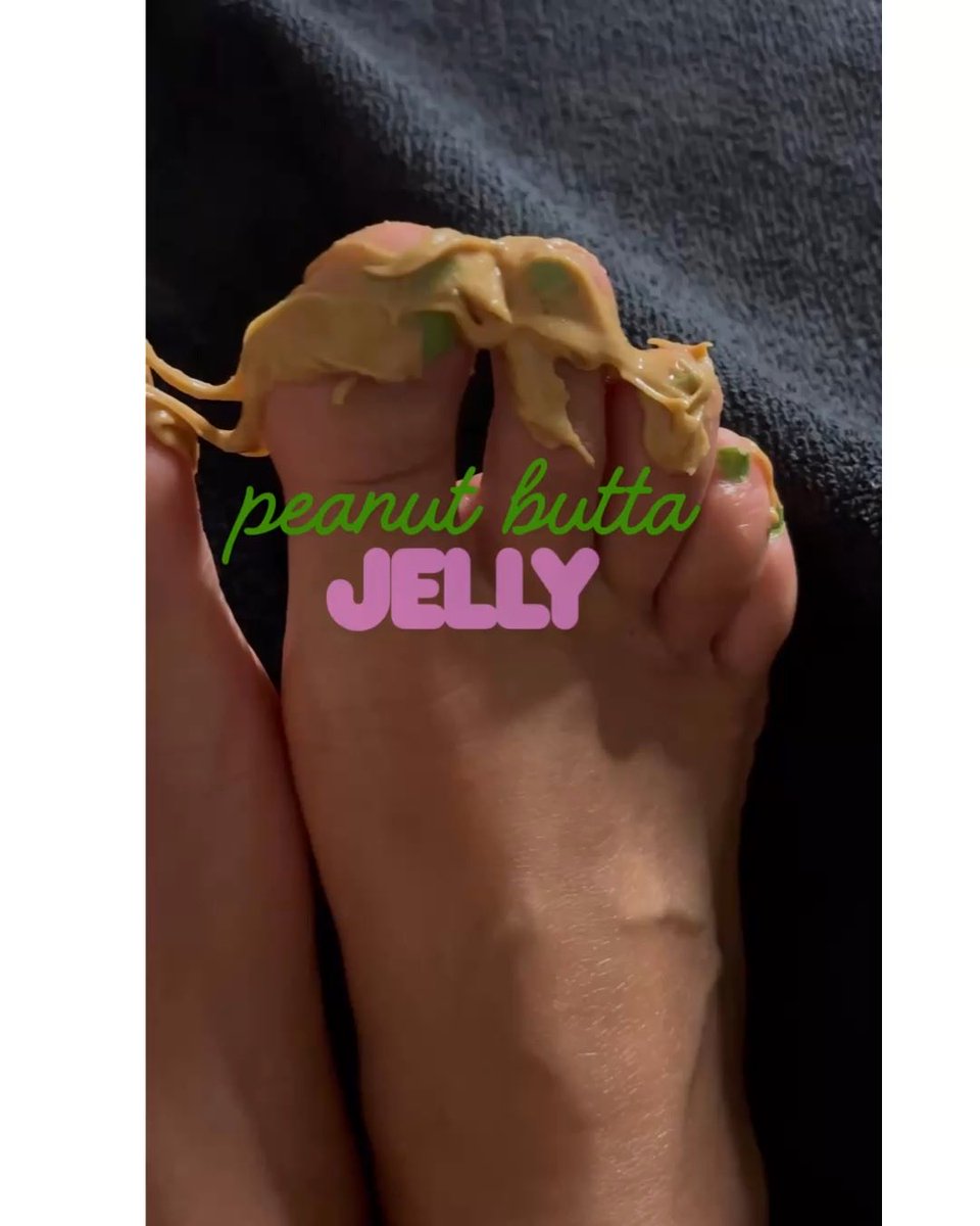 pbjpiggies's tweet photo. good morning, your breakfast is ready #footfetish #PBJPiggies #ComeEat #FootPics https://t.co/m9k1bXQj44
