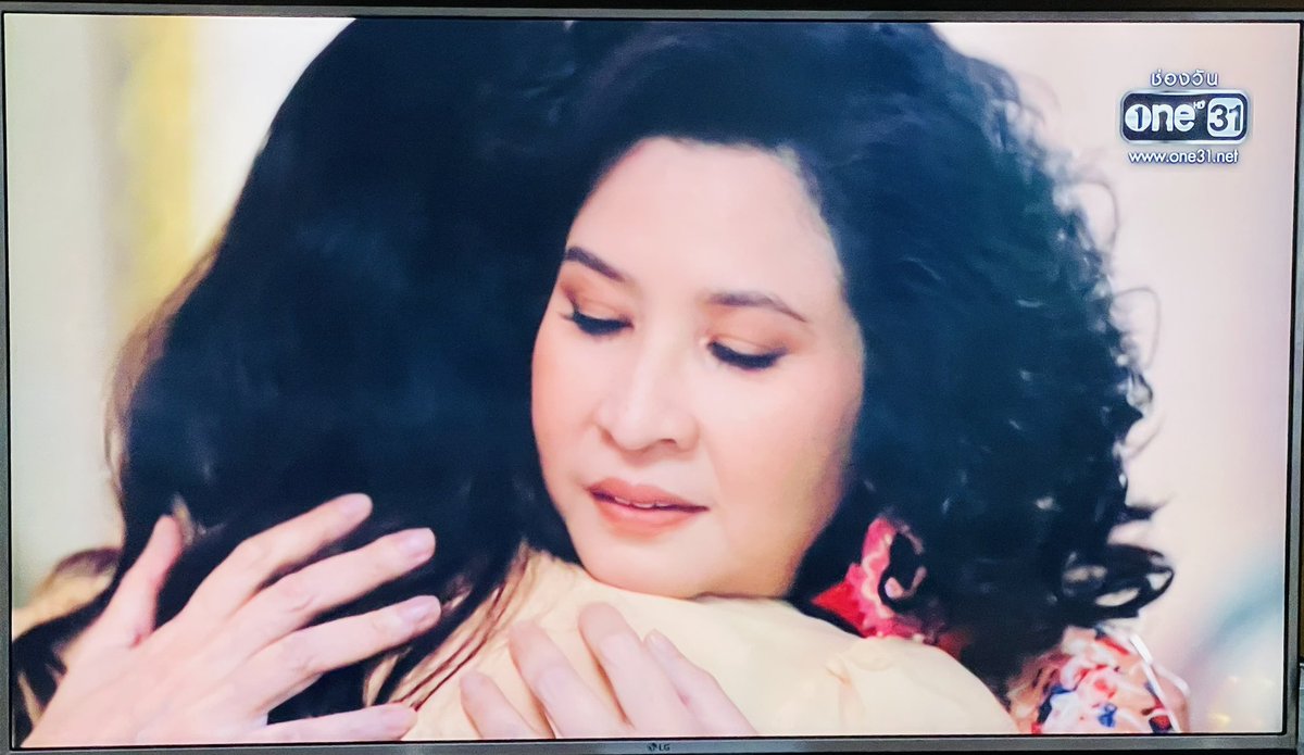 NoonChung's tweet photo. เราจะรำด้วยตลอดไป #สอดร้อยมาลาep16 https://t.co/9IdmD0MC7b