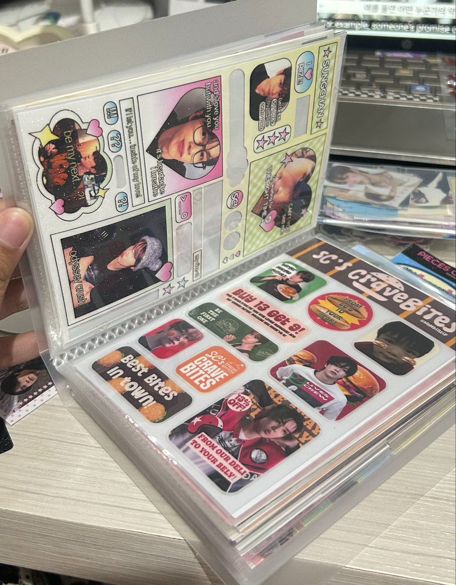 svngchanie's tweet photo. selain kolek pc aku juga kolek stickers dan postcards…. 90% dari freebies 🥹🫰🏼 https://t.co/VzZF979MYV