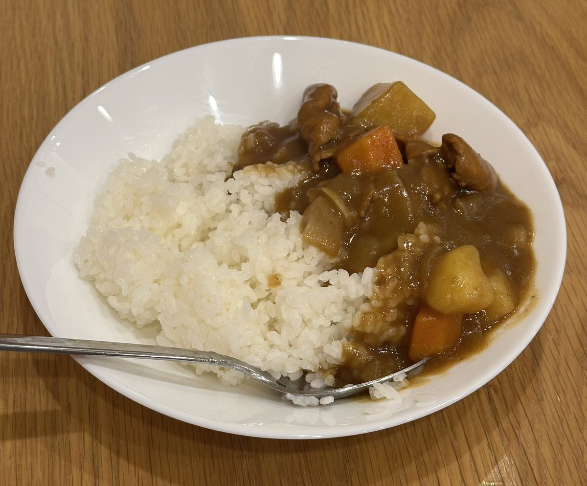 NNagi248's tweet photo. 今日の晩ごはん…🍛 https://t.co/z5XEgGMQ4V