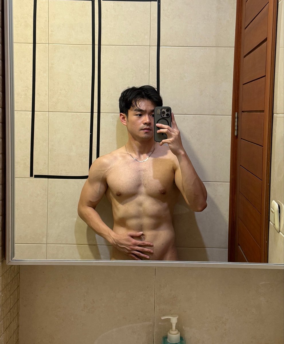 alvingoooo's tweet photo. Body check

https://t.co/k4CUJkaVpV https://t.co/EREQJPpq50