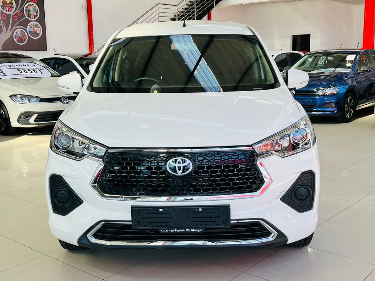 REALHAZEL_CAR's tweet photo. Tell your friends Kamogelo is having beautiful beast Cars which are affordable, I mean lucrative. https://t.co/xELnWZlMWF