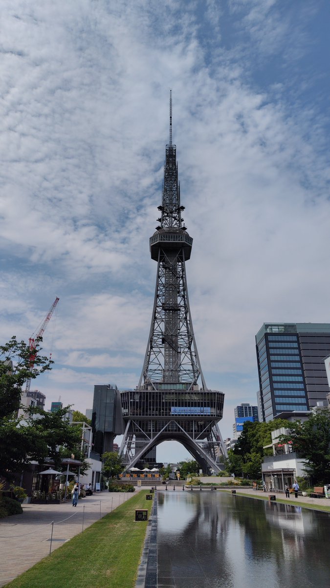 marzo03293's tweet photo. 今日のポストの場所にも行きました笑
多分この辺りから撮影されたんだなって場所から私も撮影した🥹
お店もたくさんあって人もそれなりにいるのにここにいたと…？(おそらくは人が少ない朝だろうけど) https://t.co/VIhXsrcoA6