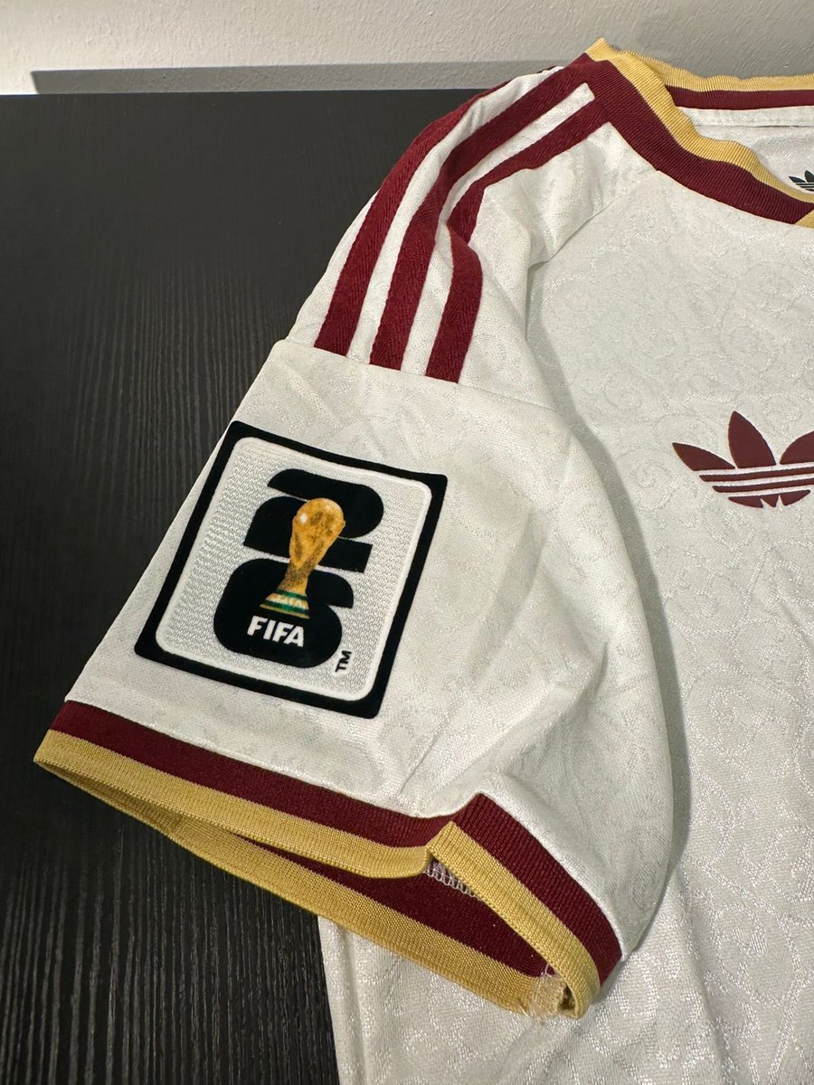 Asd1con's tweet photo. 🤩 من أجمل تيشيرتات كأس العالم 2026، وأحد أكثر التيشيرتات طلبًا! 🤎🤍

📸 من تصويرنا

للطلب 👇🏼

https://t.co/3CCI1upgYZ https://t.co/QPRaWJEZXH