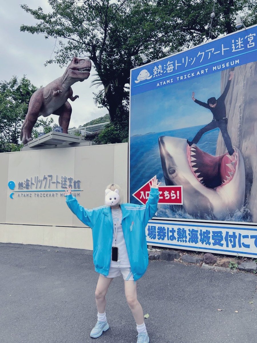 himeringo_s's tweet photo. 最近熱海旅行いったよ🚙 https://t.co/DwafwHq0YH