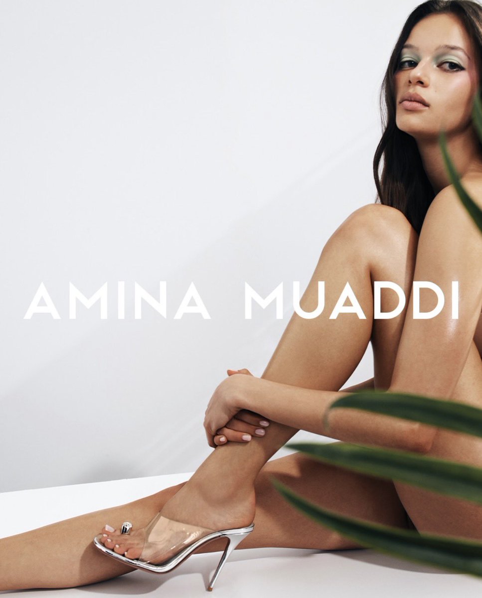 LegendaryLade's tweet photo. Amina Muaddi Cruise 2026 campaign!🔥

Photographed by Dario Catellani.
Styled by  Emilie Kareh. https://t.co/AaTDvv8YmK
