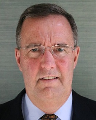 rodpalmerhodl's tweet photo. larry lepard always looks like he just read a bunch of tweets from plebs https://t.co/5QDwyXOGqa