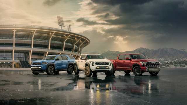 DrivingMindset's tweet photo. #Toyota Celebrates Latino Fans’ Unwavering Passion with Soccer Campaign Rooted in Endurance #ToyotaEmployee https://t.co/b3GH08s0LS https://t.co/f9K9Qnhi0Z