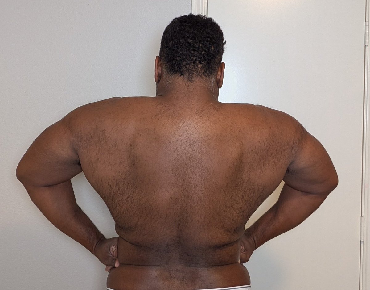 Bullhoss52's tweet photo. Lower Lats are starting to take shape! Boom https://t.co/jbbqxGMQ9l