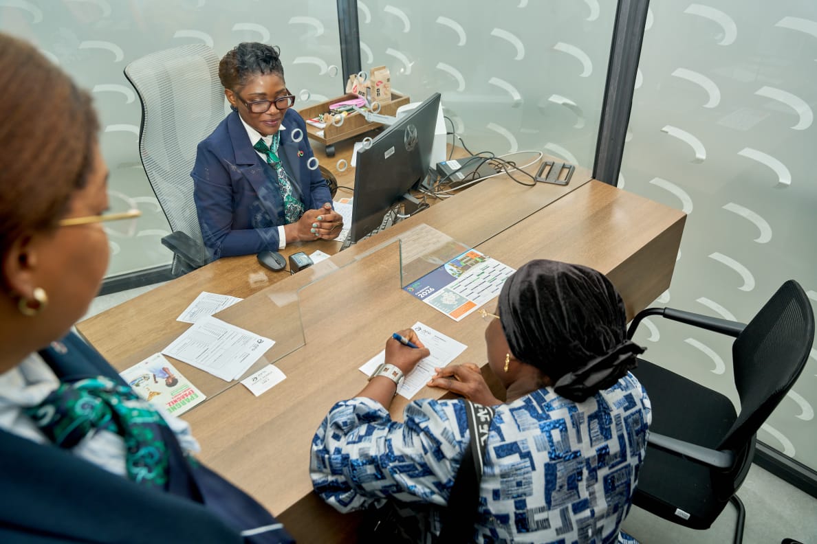 AFGBankGabon's tweet photo. Cette agence a été pensée pour intégrer une dynamique d'innovation constante, nous permettant de mieux anticiper vos attentes et de réinventer votre expérience bancaire au quotidien.
📍 Carrefour Gigi après la CNSS
#AFGBankGabon #Inauguration #Akanda #Innovation https://t.co/WYjvChsf0E