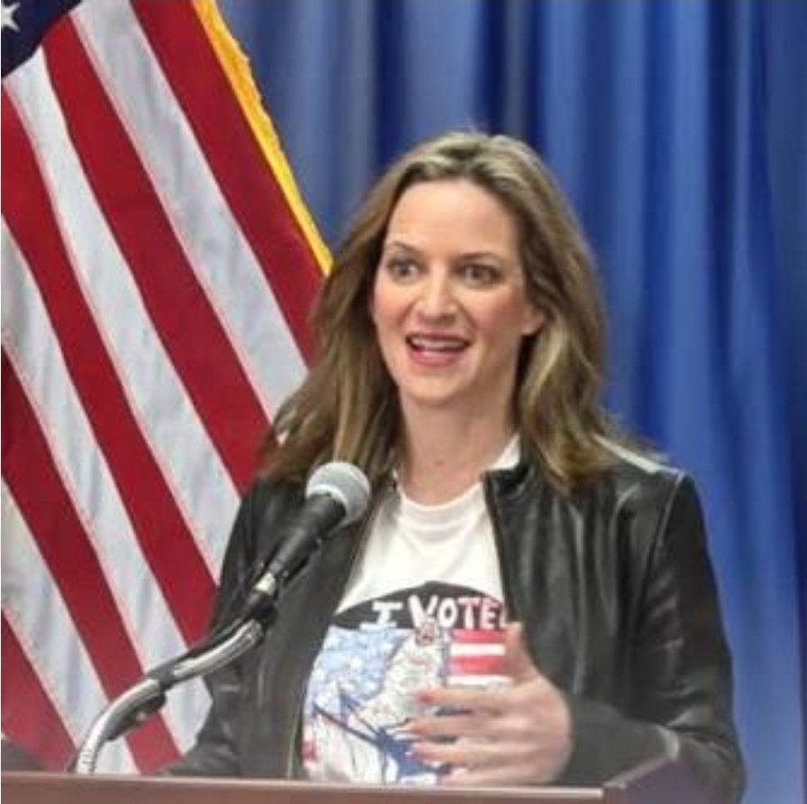 MrAustinPredict's tweet photo. 🗓️Today is Thursday, June 11th, and Michigan SOS Jocelyn Benson was a Board Director for the SPLC ('14-'18), which recently stated that restricting abortion is a "tool the far-right uses to maintain white supremacy."

40% of U.S. abortions are of Black babies.

WAKE UP, Michigan. https://t.co/bdmkABkiUW