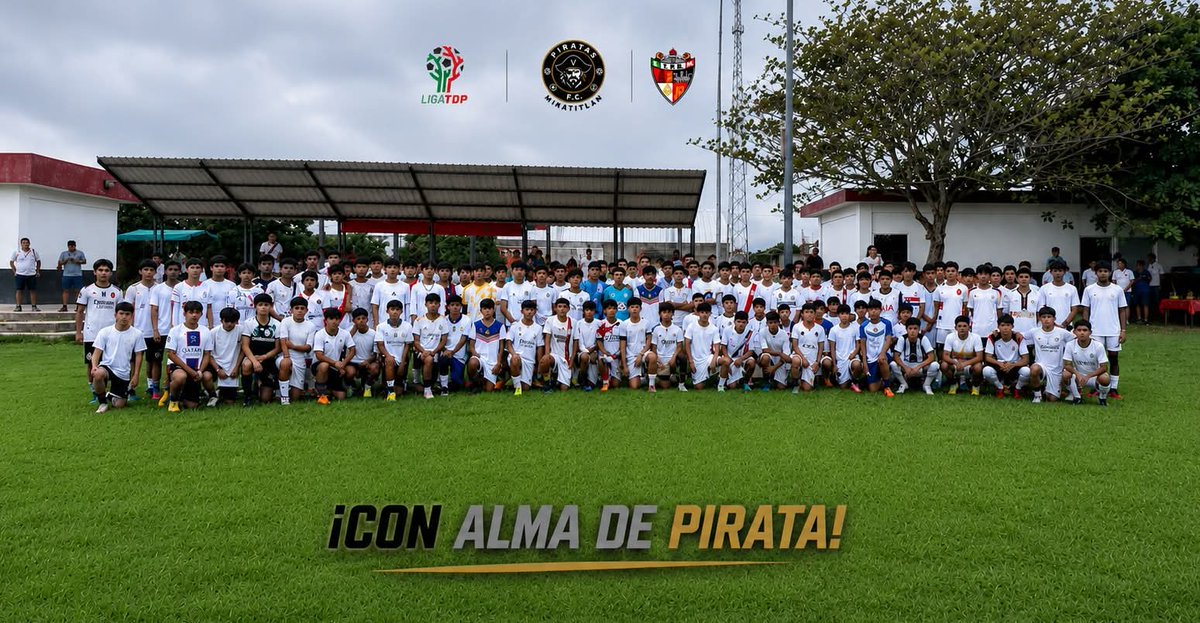 alter_istmo's tweet photo. ⚽ Cerca de 300 jóvenes participaron en la primera visoria de Piratas F.C. Minatitlán. El club impulsa el talento local y abre nuevas oportunidades. 🏴‍☠️ 📍 Campo Rosalinda, hoy a las 16:00 hrs.
https://t.co/yIkojfeeQH https://t.co/qeIaQKzqJh