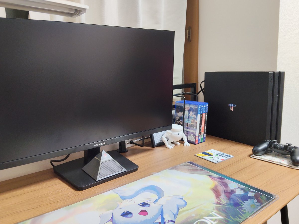GORUDOFU's tweet photo. Switch版東方の為にモニター買った✌️
今度の休みにとりあえず積んでたアーマードコアやる( ᐛ )و https://t.co/JqED42NJU4