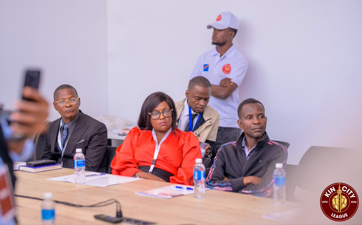 KinCityLeague's tweet photo. Conférence de presse de la #KinCityLeague 2026, tenue ce mardi 9 juin à Kinshasa.

Merci aux médias présents : Actu30, Africa News, La Lionne TV, La Prospérité, Pepele News, Perfect TV, RTNC, Télé 50, Télé News, Topcongo, Voix Azia TV, Zola News.

RDV le 25.07 ⚽️🏆 https://t.co/SVxRj0tGhg