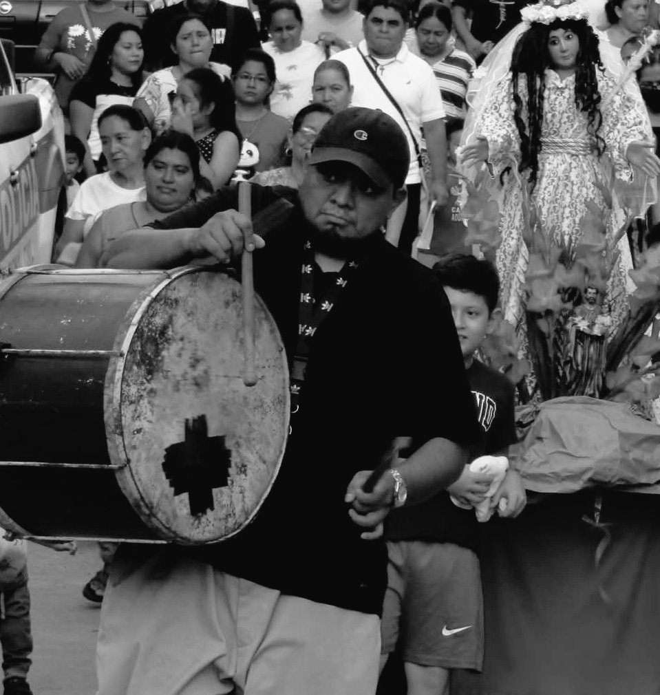 MaestroCoca33's tweet photo. 🇸🇻🇻🇦✝️🖤🤍 Lamento informar con profundo pesar que #JuanJoseAcevedo Ha fallecido (Presidente de La Hermandad del Santo Entierro de #SanJuanNonualco) Externo mis condolencias a todos/as! #PesameEnGeneral https://t.co/FyDb6ySY74