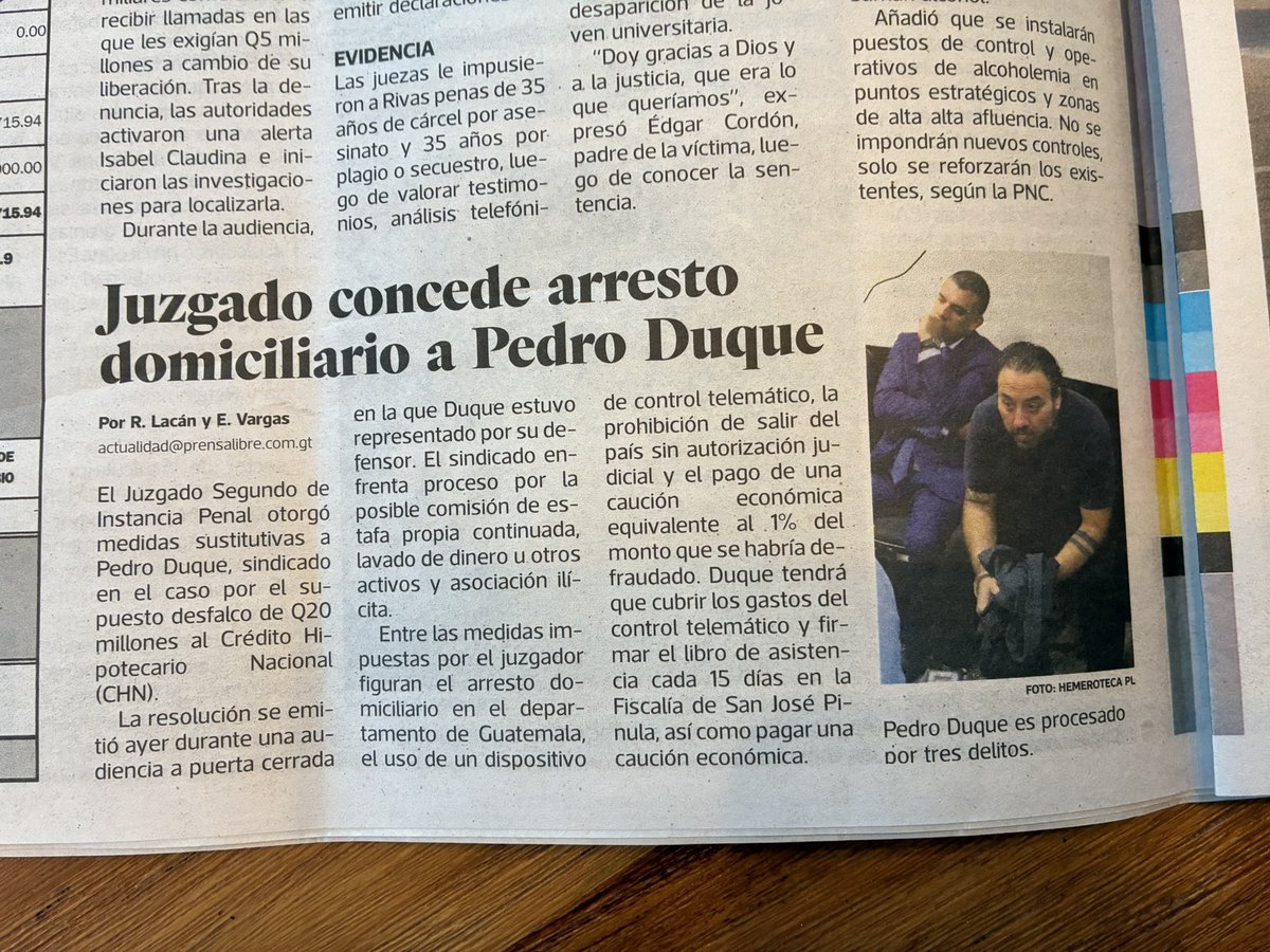 RafaelCarrerra's tweet photo. Que huevos esto debería ser una primera plana. 

@prensa_libre vendida!!!! https://t.co/Lu64etYUUY