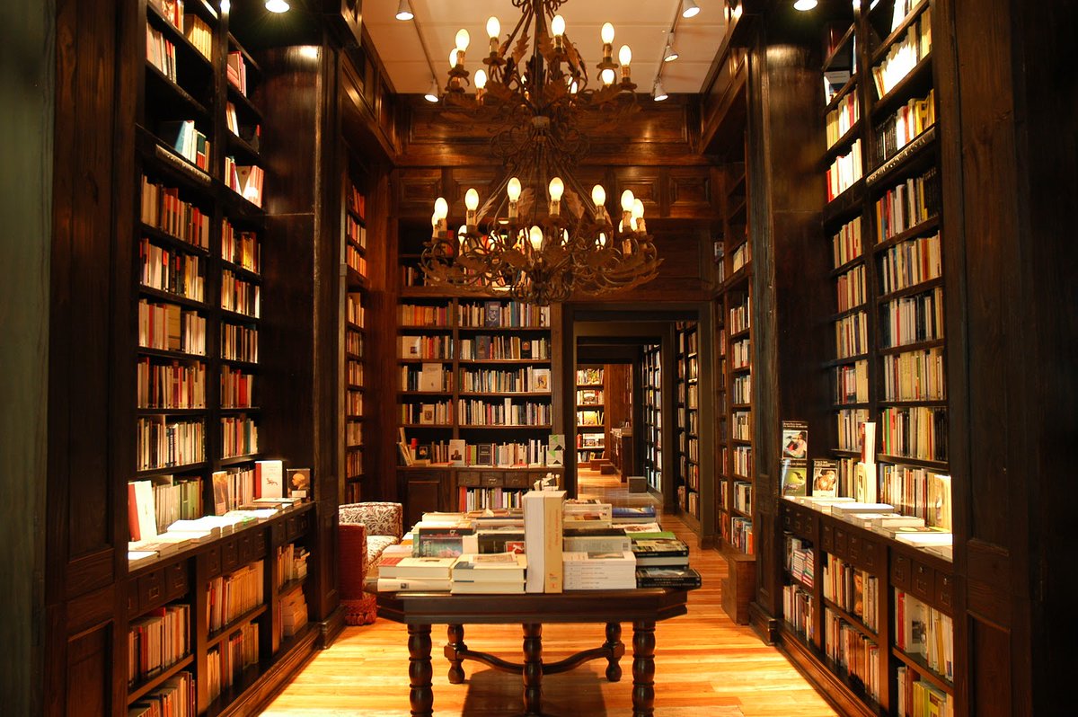 Trent_Reedy's tweet photo. Eternal Cadence Bookstore, Buenos Aires. Dig it!
"Language most shows a man. Speak that I may see thee."
—Ben Jonson, 2nd greatest playwright after Shakespeare, 11 June 1572—6 August 1637.
#LibraryOftheDay #writing https://t.co/eLS1vBHo3L