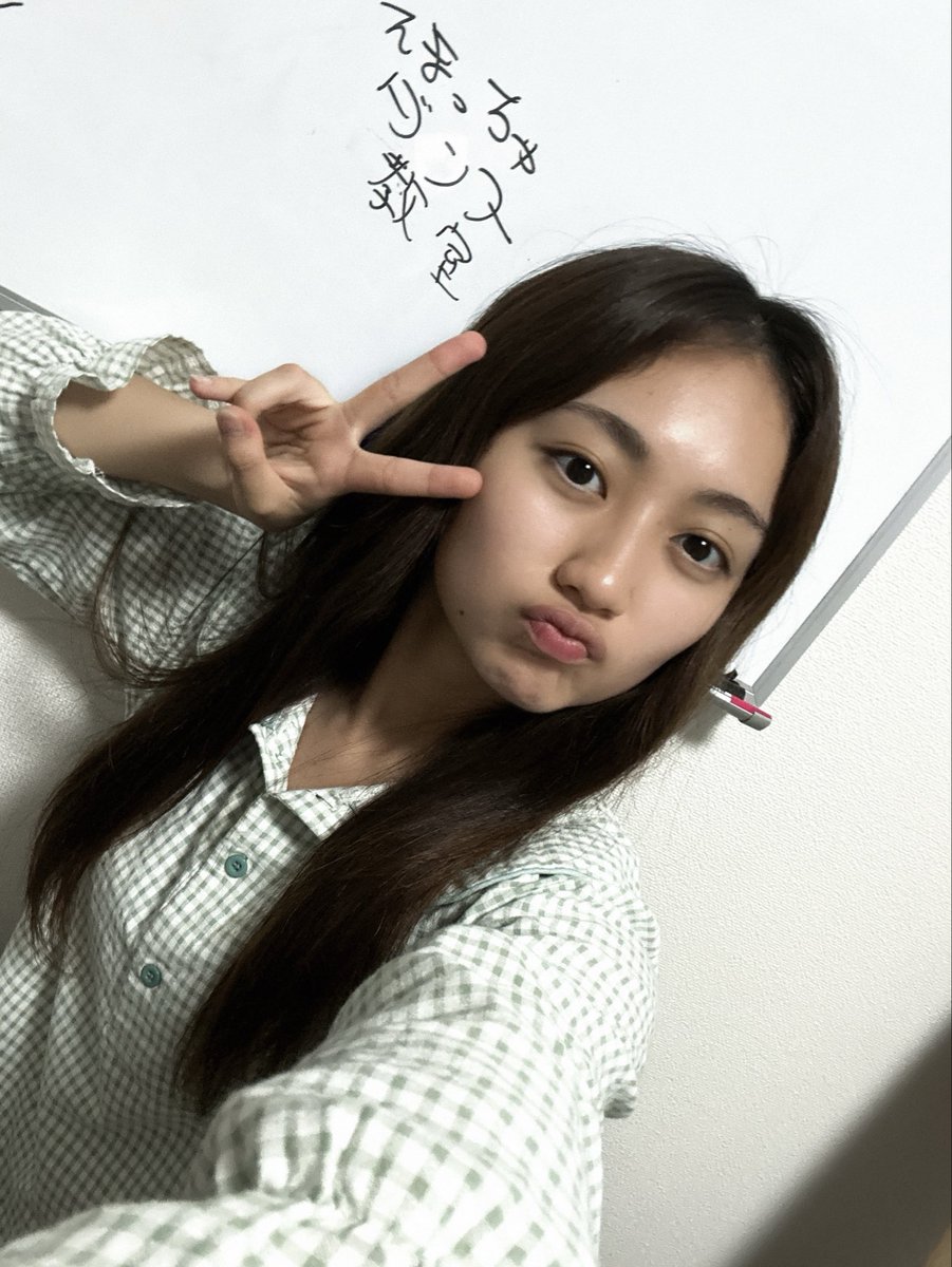 月城咲舞 【22/7】 (@emma_tsukishiro) / Posts / X