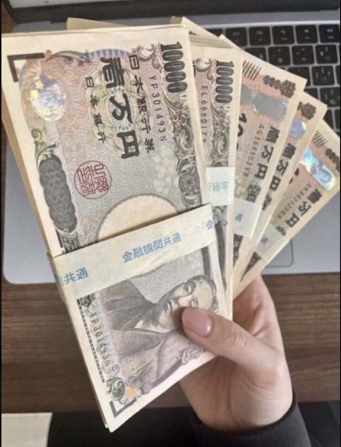gblo42's tweet photo. 仕事30分手伝ってくれたからヒ◯くんへのお給料渡した笑 https://t.co/7Qqt5IpInC