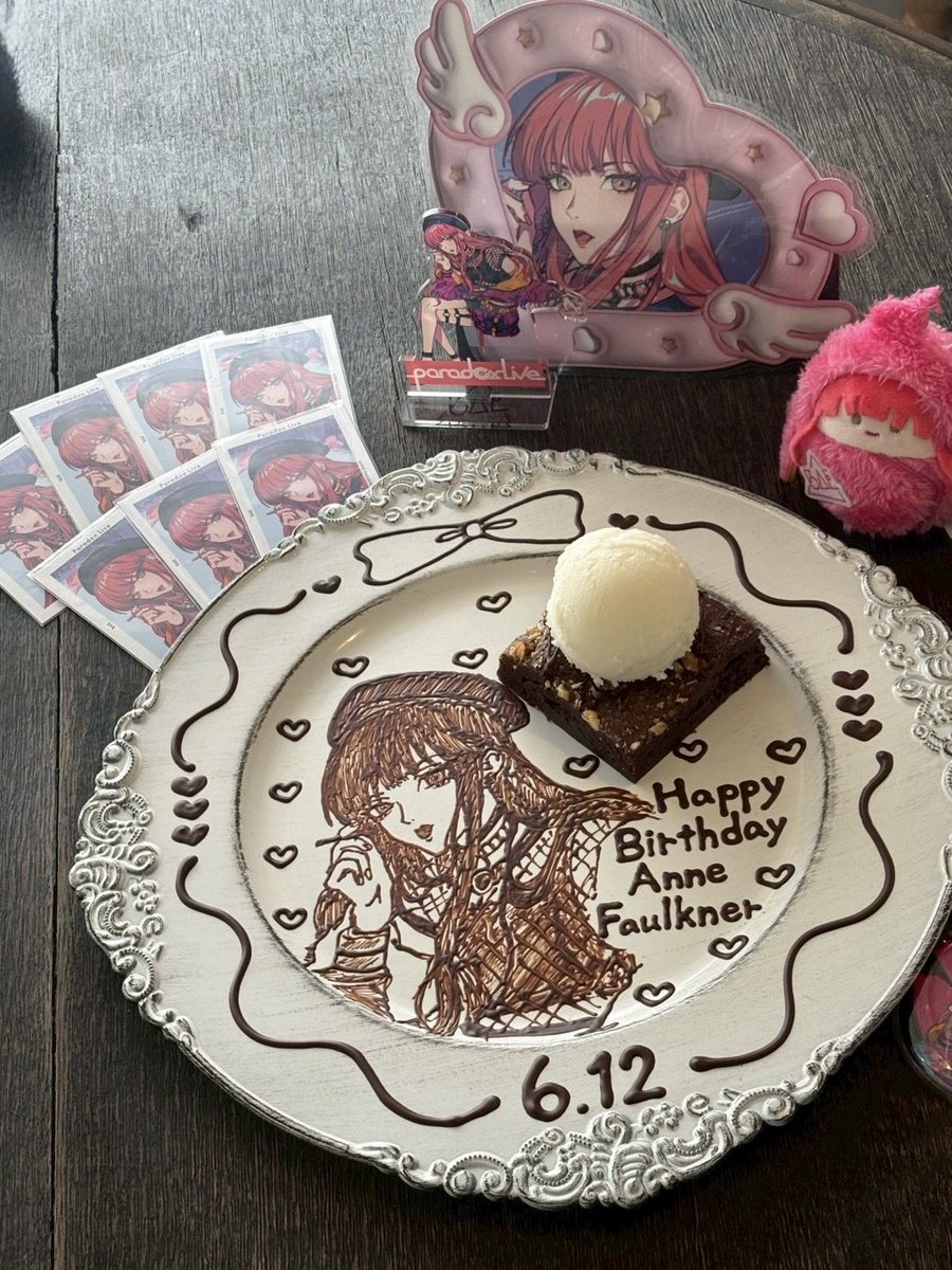 SENA_2233_'s tweet photo. アンちゃん お誕生日おめでとう🎉🎉

今年も無事にお祝いできて嬉しい♡

これからもカッコ可愛くてステキな姿を見せてね💕︎
アンちゃんの歌が声が全てが大好き♡

アンちゃんのセンスはいつも光ってる✨️✨️

#アン・フォークナー生誕祭2026
#アン・フォークナー誕生祭2026 https://t.co/mV3dKKXFqi