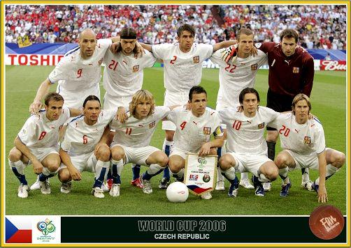 SANGREXENEIZE's tweet photo. Hoy juega República Checa. Es increíble que no hayan pasado fase de grupos en 2006 con este EQUIPAZO https://t.co/V9uiAgp54P