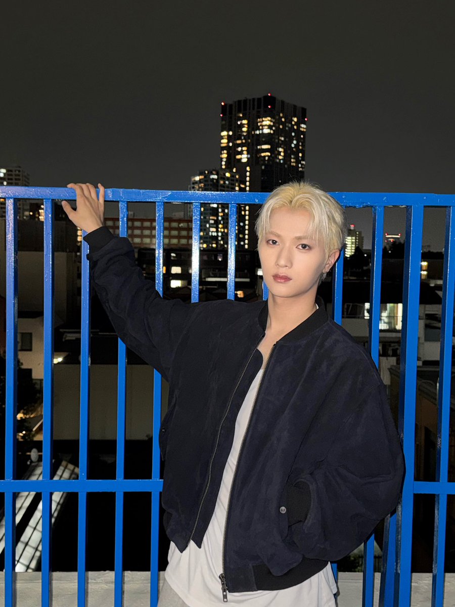 AIMERS_members's tweet photo. 아경보러 가자 나와❤️

#AIMERS #에이머스 #DORYUN #도륜 https://t.co/GNNAmLkMvt