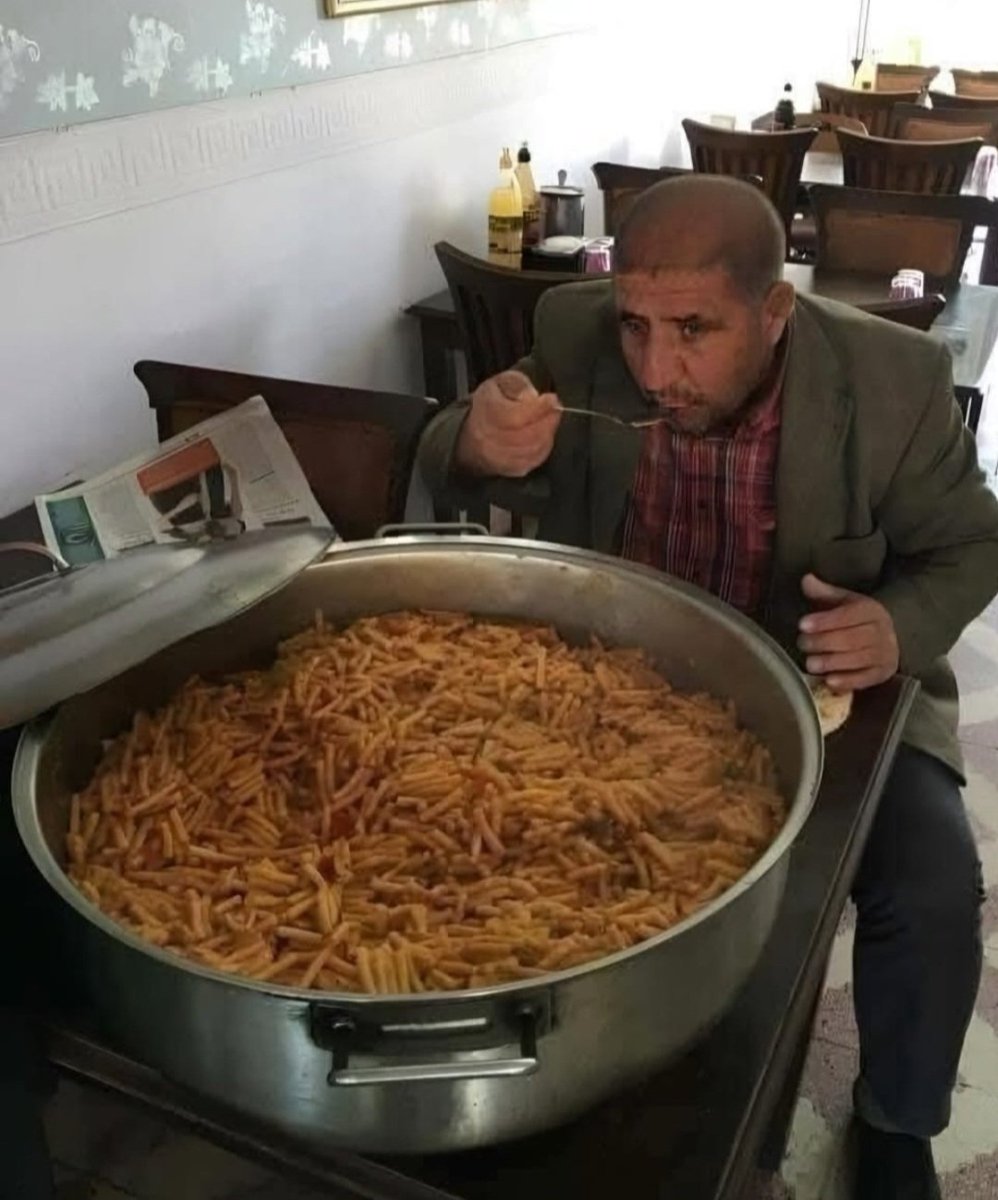 eherildyanii's tweet photo. Yaz Yıldırım'ın yediği 6000 liralık makarna https://t.co/j8ULBRGl7P
