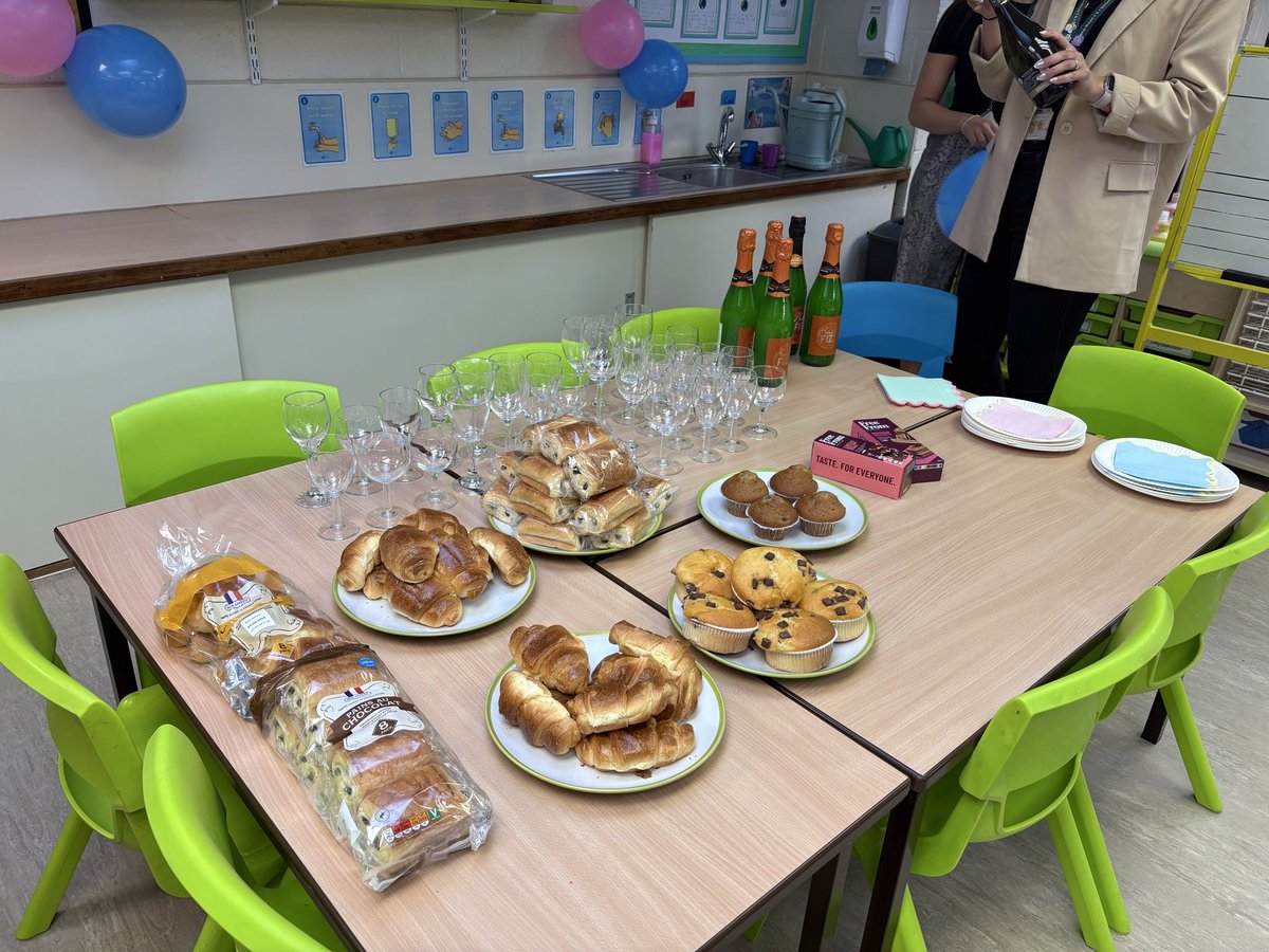 DaneRoydY2's tweet photo. The biggest thank you to everyone for your kind words, well wishes, cards &amp; gifts! I have had another wonderful year in Year 2 &amp; will miss all of you very much. Enjoy the rest of the term and your summer before moving onto KS2! ☀️ see you all soon, Mrs Tyzack ✨ 
@DaneRoydSchool https://t.co/fOHBxIBJgs