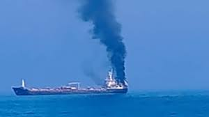 TCounterviews's tweet photo. @PMOIndia @MEAIndia @DefenceMinIndia 

India must investigate the culprit of #TankerAttack in Oman waters and make the attacker bear the cost.
Attacker, whosoever that may be, must not go unpunished. https://t.co/v91wIj9mTd