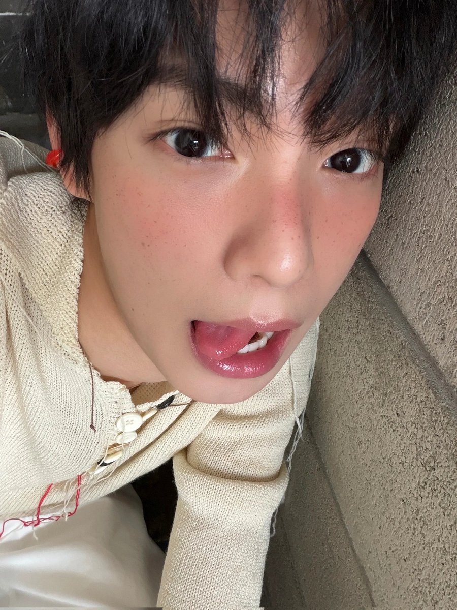hamm_ju66's tweet photo. 首頁都是這個呆呆的兔子
好可愛喔好喜歡＞＜ https://t.co/518b4MIMnV