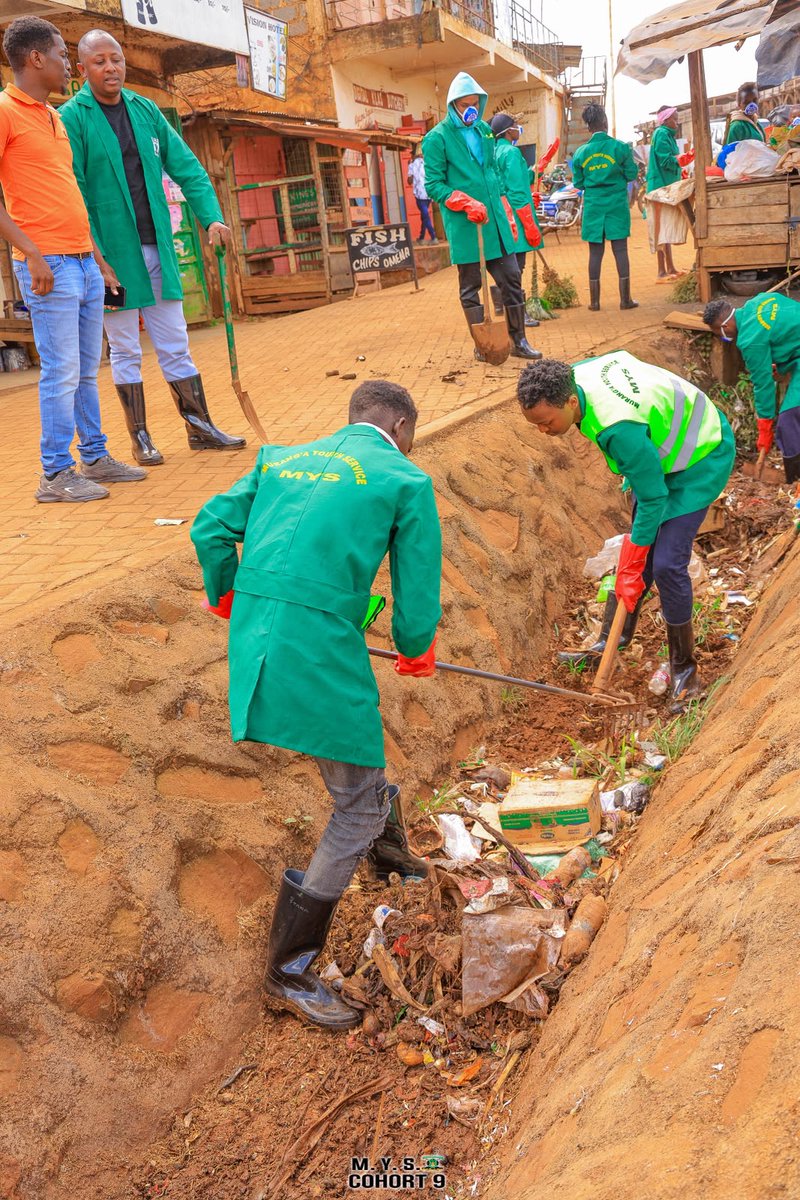HonKangata's tweet photo. 9th cohort Muranga Youth Service starting Community Work https://t.co/bl5QBwJBeq