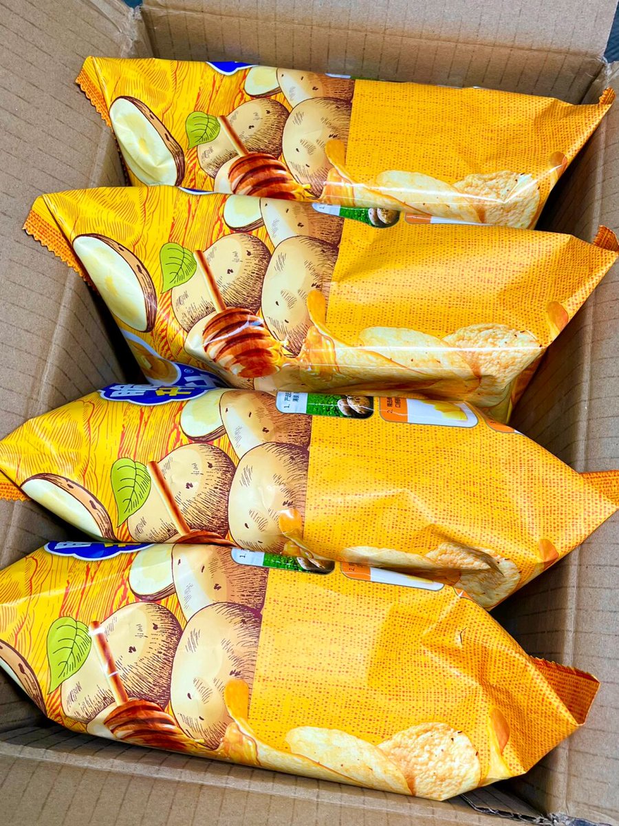 Homobaggans's tweet photo. Just grabbed a bag of crispy honey butter chips — perfect for sharing with my snack buddy  Who’s getting their hands on these today https://t.co/W3wALrmXbs
