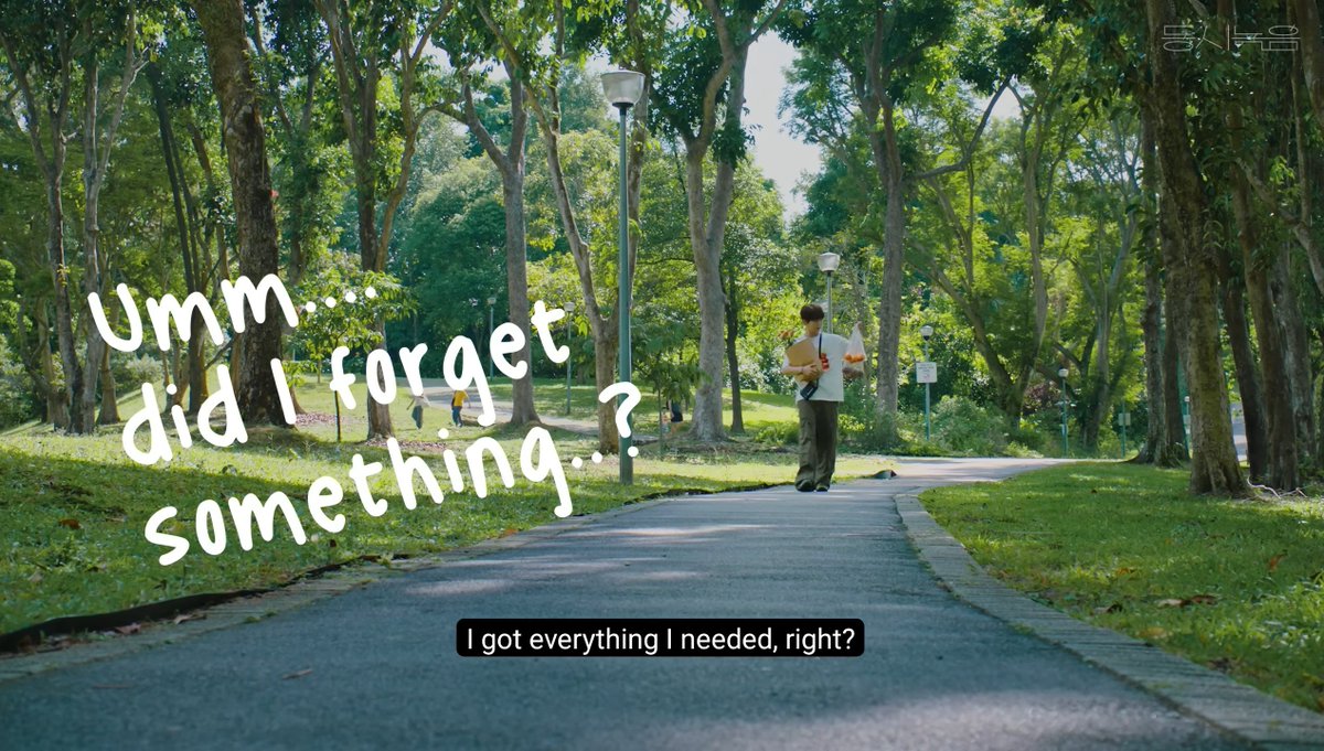 NCTDAOYlNG's tweet photo. DOYOUNG ‘SOUND OF MEMORIES’ IN SINGAPORE

Filming Locations
📍 Bedok Reservoir Park

#DOYOUNG #도영 https://t.co/vB9BDT1ZV2