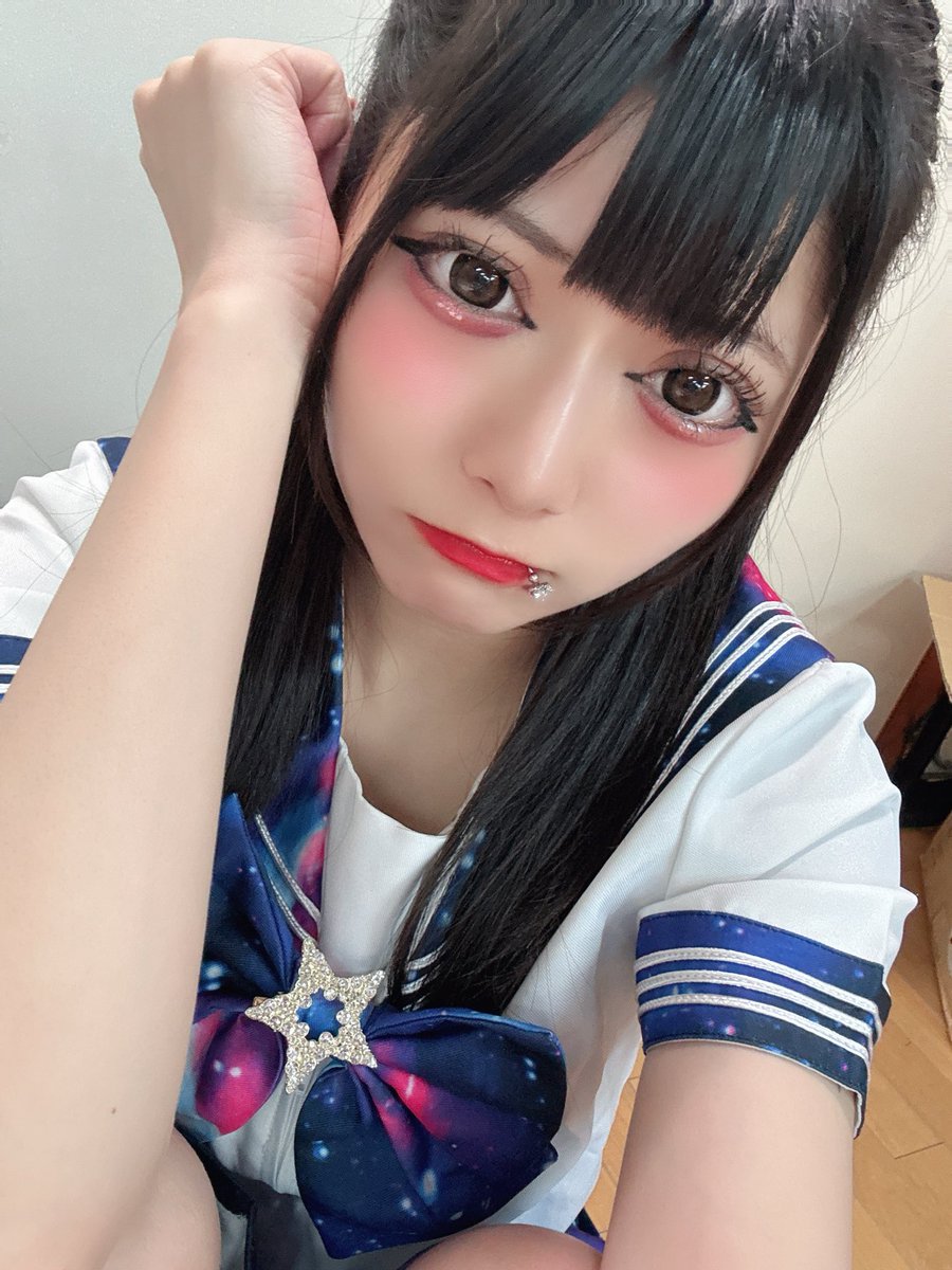 meruka_amase's tweet photo. 小倉初日閉園しております🏰
駆けつけてくださった方々ありがとうございました！

思った以上に全てがぼろっぼろやったけど、みんなあったかくて来てよかったな〜と思いました！

今週はとりあえず学芸会、Starlog、もしマネでお送りしてます！

10日間よろしくお願いします！ https://t.co/tHg5HDj2s3