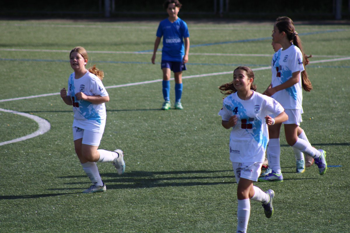 Sportingburgo2's tweet photo. ALEVIN FEMININO
TORNEO CRISTO REY https://t.co/QT96uS9Y50