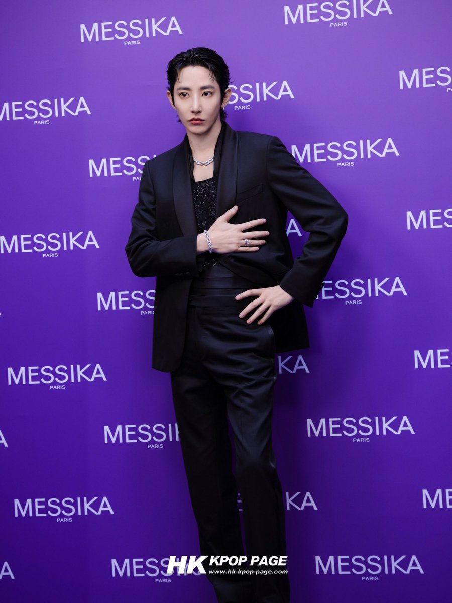 hk_kpop_page's tweet photo. 韓星來港📸LIVE RECAP #李洙赫 #leesoohyuk #이수혁 260611 

6月11日，MESSIKA品牌大使李洙赫出席MESSIKA 尖沙咀��威商場新店開幕慶祝活動，與⼤家分享與品牌的合作契機及對品牌精神的獨特演繹。 https://t.co/dTezrKtW9c