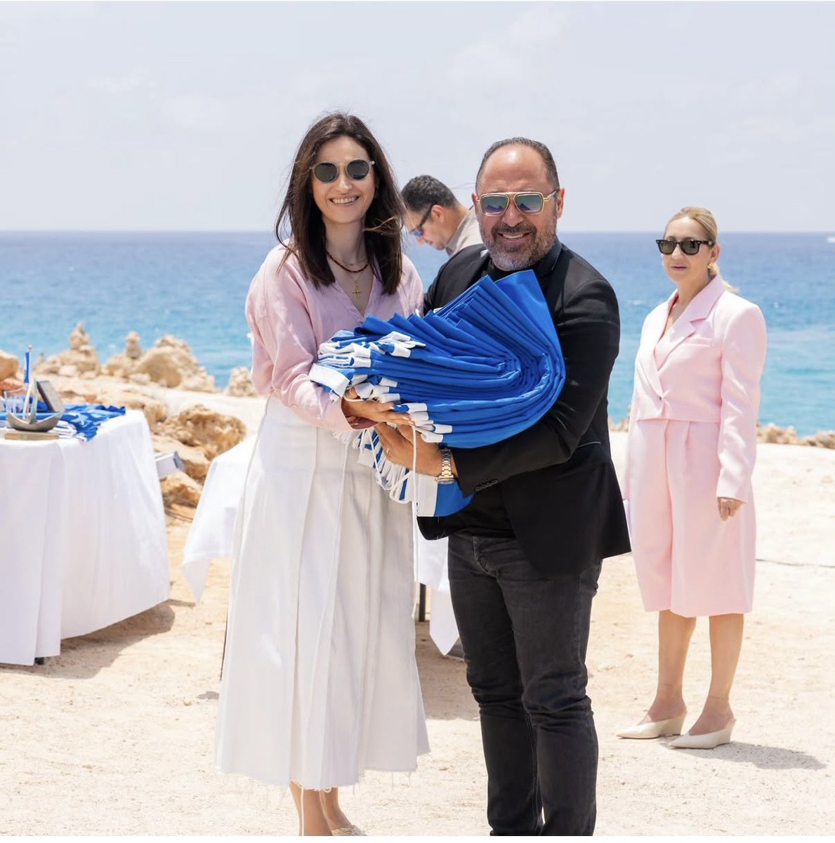 GeorgNikolettos's tweet photo. Πρωτιά που μας γεμίζει περηφάνια! 💙🌊

Ο Δήμος Παραλιμνίου – Δερύνειας κατακτά την πρώτη θέση παγκύπρια στον θεσμό των Γαλάζιων Σημαιών, με 18 βραβευμένες παραλίες και σημεία κολύμβησης. https://t.co/0Exq2Vu1e7