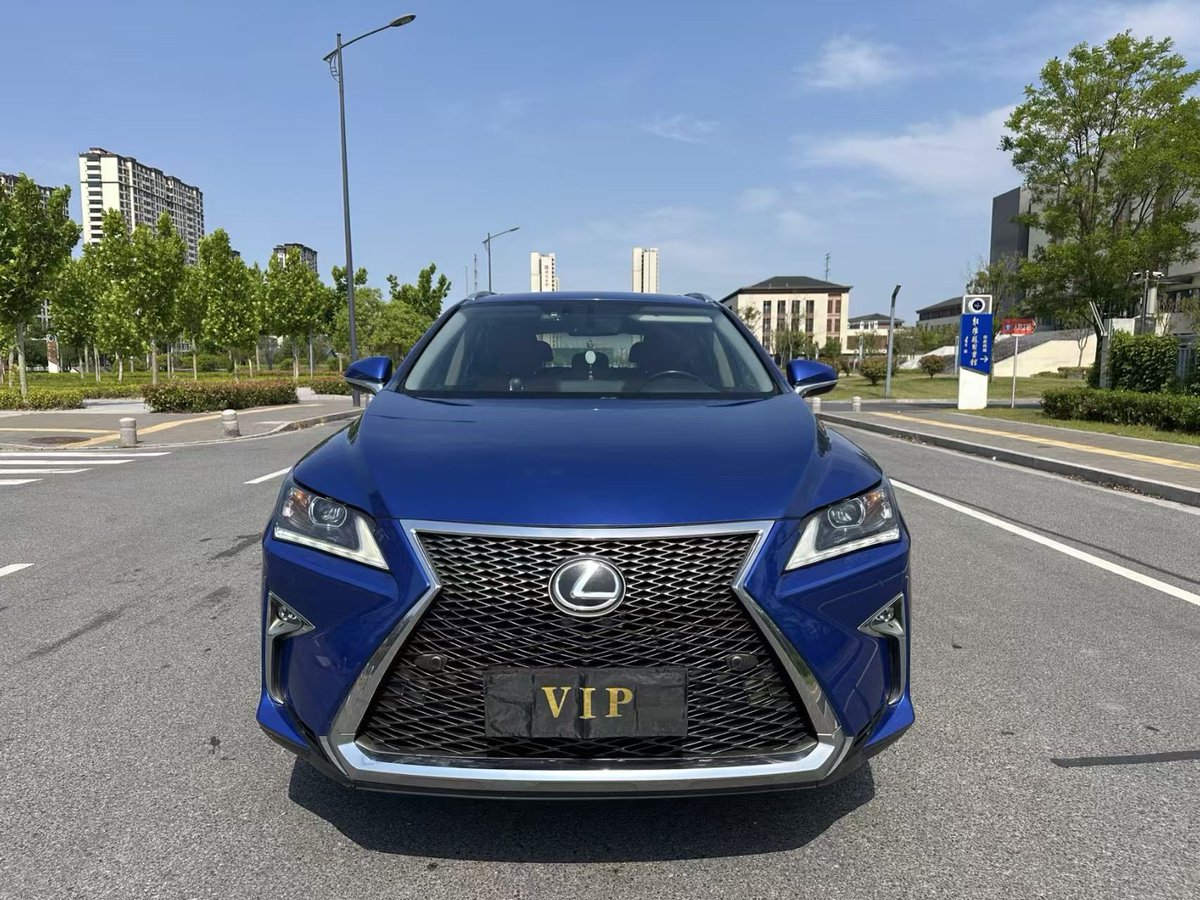 el_maris_autos's tweet photo. 2017 Lexus RX300/350 2.0T 🇨🇳

Keyless entry, dual-electric seats, skylight, Large screen navigation, Rearview camera, Automatic air conditioning, ETC.

🏷️ 25M
Home Delivery (🇳🇬)
Shipping, Clearing &amp; Duty (included)

ETA 45 - 60 Days.

Text @Wizarab10 for verifications. https://t.co/bCrY9W0zyy