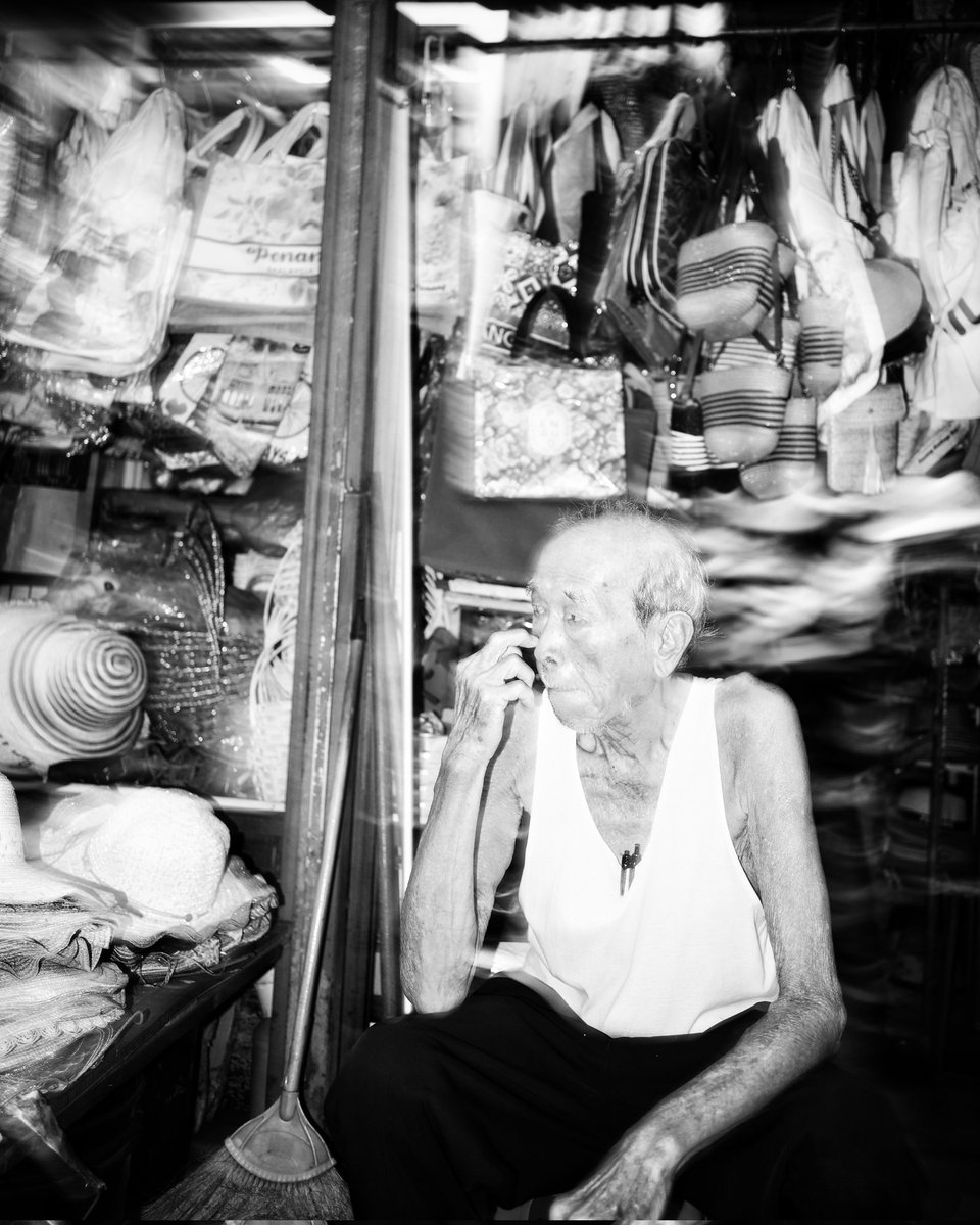 DTshutterbug's tweet photo. @the_gpc_ Malaysian Street Moments. https://t.co/IPep6QGCwf