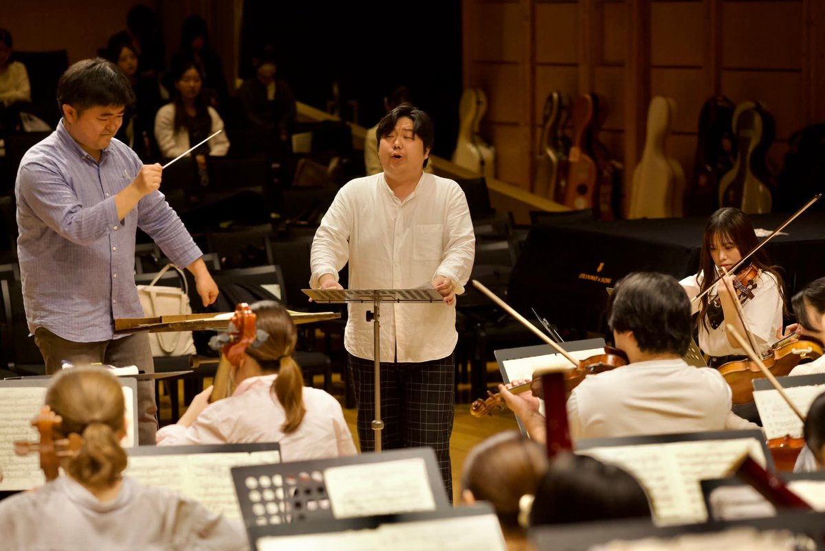 RyuichiroSonoda's tweet photo. 東京藝大シンフォニーオーケストラ定期演奏会終演。一人一人が真に自発的な学生たちの圧倒的な音と推進力、今の彼らにしか出来ない音楽。リハーサルから本番まで、挑みかかって来るようないくつもの真剣な眼差し🙄が忘れられません。刺激的な時間と素晴らしい音楽をありがとう。彼らの将来に幸あれ🌏️ https://t.co/suL8wxcxzl