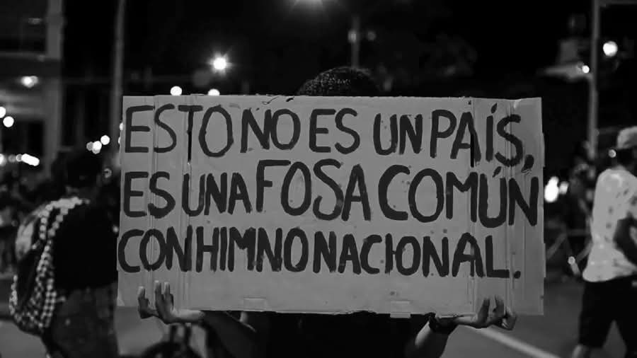 JUAKITA007's tweet photo. No aguanto más el cinismo y la crueldad de este gobierno. No aguanto más ! 
No debemos aguantar más ! https://t.co/EilGSFDR0e