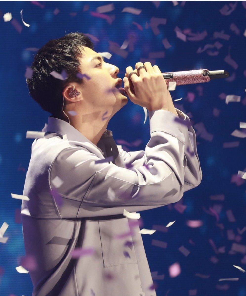 moonrieoham1's tweet photo. 転役からのFESTA🥹
その後の爆走ᯓ🏃🏻‍♂️‍➡️は
皆さん知っての通り
普通ではありえないペースで
アミの為🩷メンバーの為💜
ほとんど休まず走り続けてくれた
JINくんの大切な歌を復活応援✊

Today I want to vote 15 times for #RunningWild by #Jin for #RankingHouse - thank you @houseradiomx https://t.co/YiqoY8lJV2