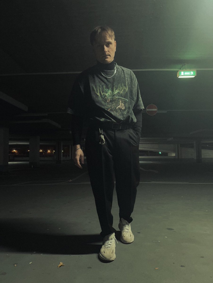 calipomsc's tweet photo. I know it‘s been pretty quiet here lately. 
But rest assured, things are in full swing behind the scenes.
New music is on it‘s way!
Arc1.4 soon, Arc2 finished later!

#hiphop #rap #numetal #metal #music #calipo #calipomsc https://t.co/AAifVwhkek