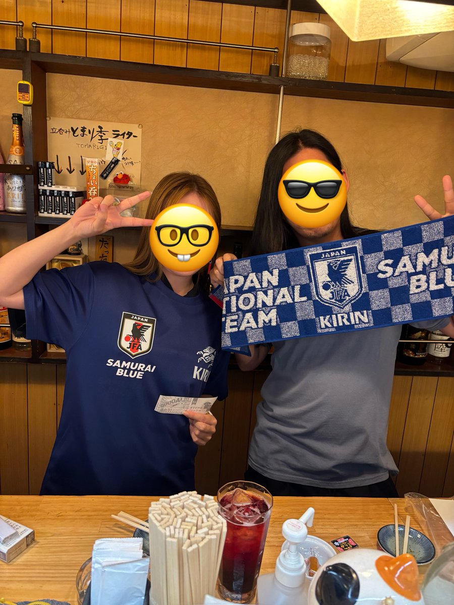 greenldorn's tweet photo. 飲み屋でタオルとTシャツ当たって
プロ野球チップスで推しが出たので
本当に運が良かった日 https://t.co/gbi2aaTHxq