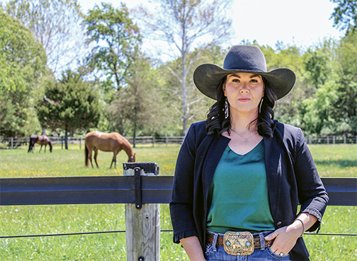 HarnessRacingDC's tweet photo. Ashley Tetrick's work in #harnessracing is rarely confined to a single role or moment. It exists in her steady effort to move the sport forward — through leadership, advocacy, and connection.
Jessica Hallett profiles Tetrick in the June #HoofBeats: https://t.co/HzAwM1hxtK https://t.co/T0Z2X4GPbE